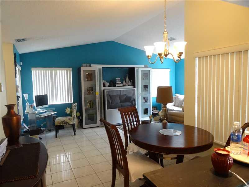 21613 Yellowstone Park Drive Boca Raton, FL 33428 - Photo 9 of 35 Dining Room