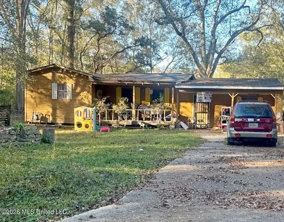 $10,000 | 25 Collins Road, Hattiesburg, MS 39401