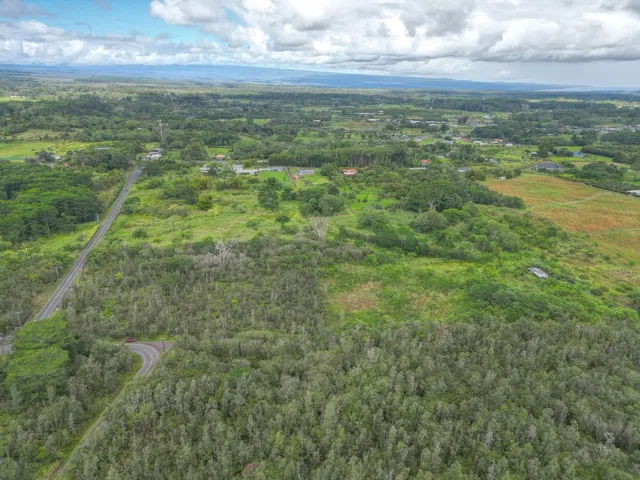 a view of an outdoor space and a yard