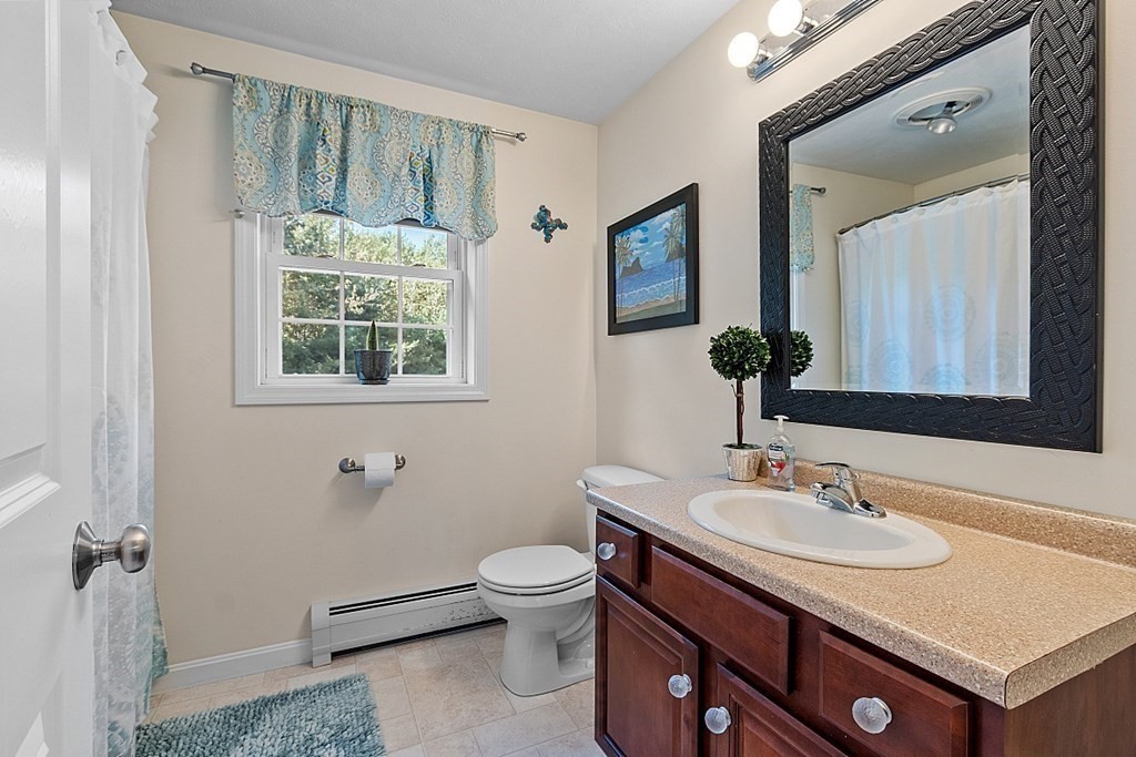 93 North Common Road Westminster, MA 01473 - Photo 26 of 37