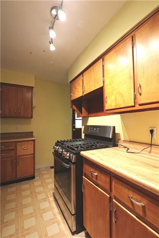 7450 Griffith Road Indianapolis, IN 46227 - Photo 9 of 18 Gallery Image 9