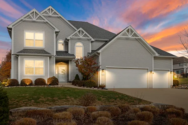 $775,000 | 699 South Stone Rdg Drive, Lake Geneva, WI 53147