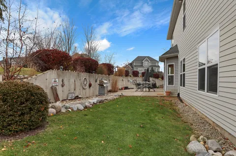 $799,900 | 699 South Stone Rdg Drive, Lake Geneva, WI 53147