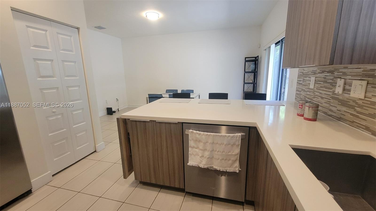 8860 Northwest 103rd Path Doral, FL 33178 - Photo 19 of 52
