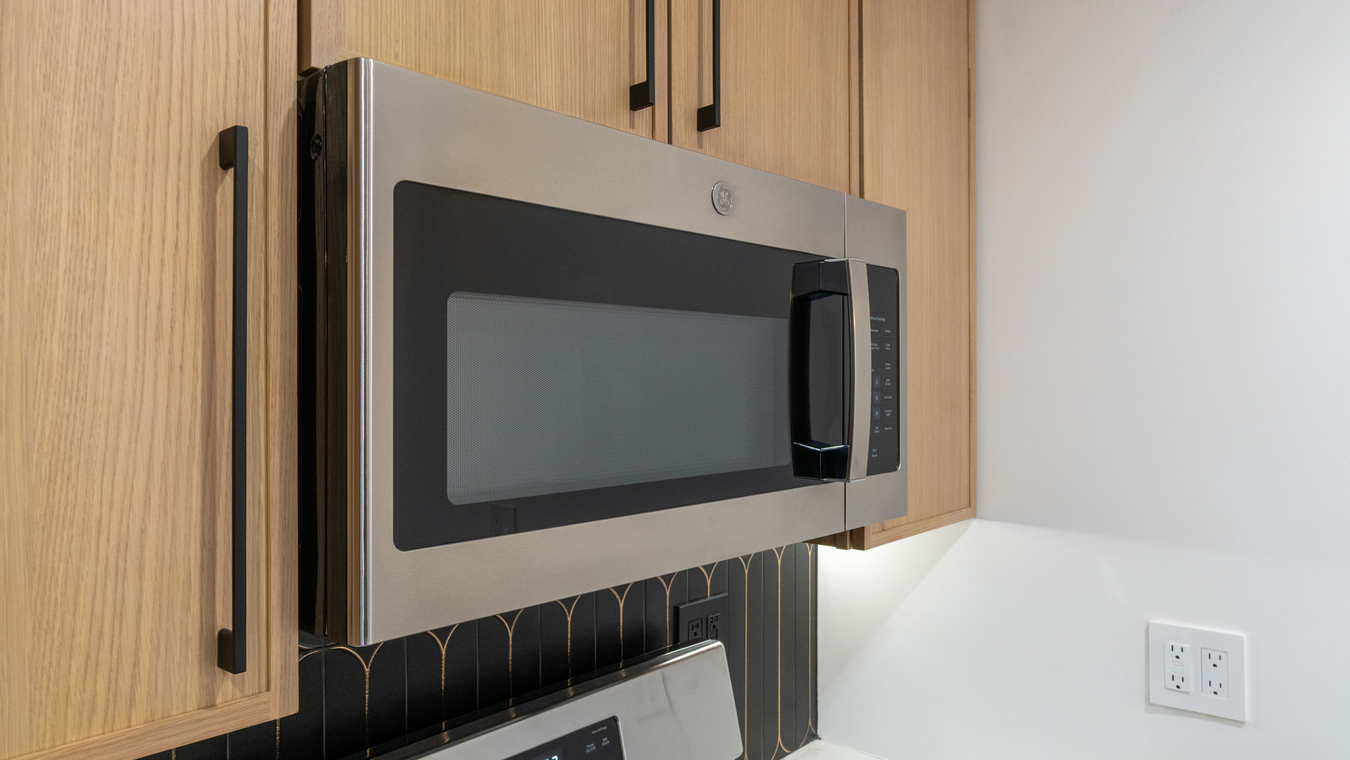 4745 North Beacon Street, Unit GS Chicago, IL 60640 - Photo 7 of 43