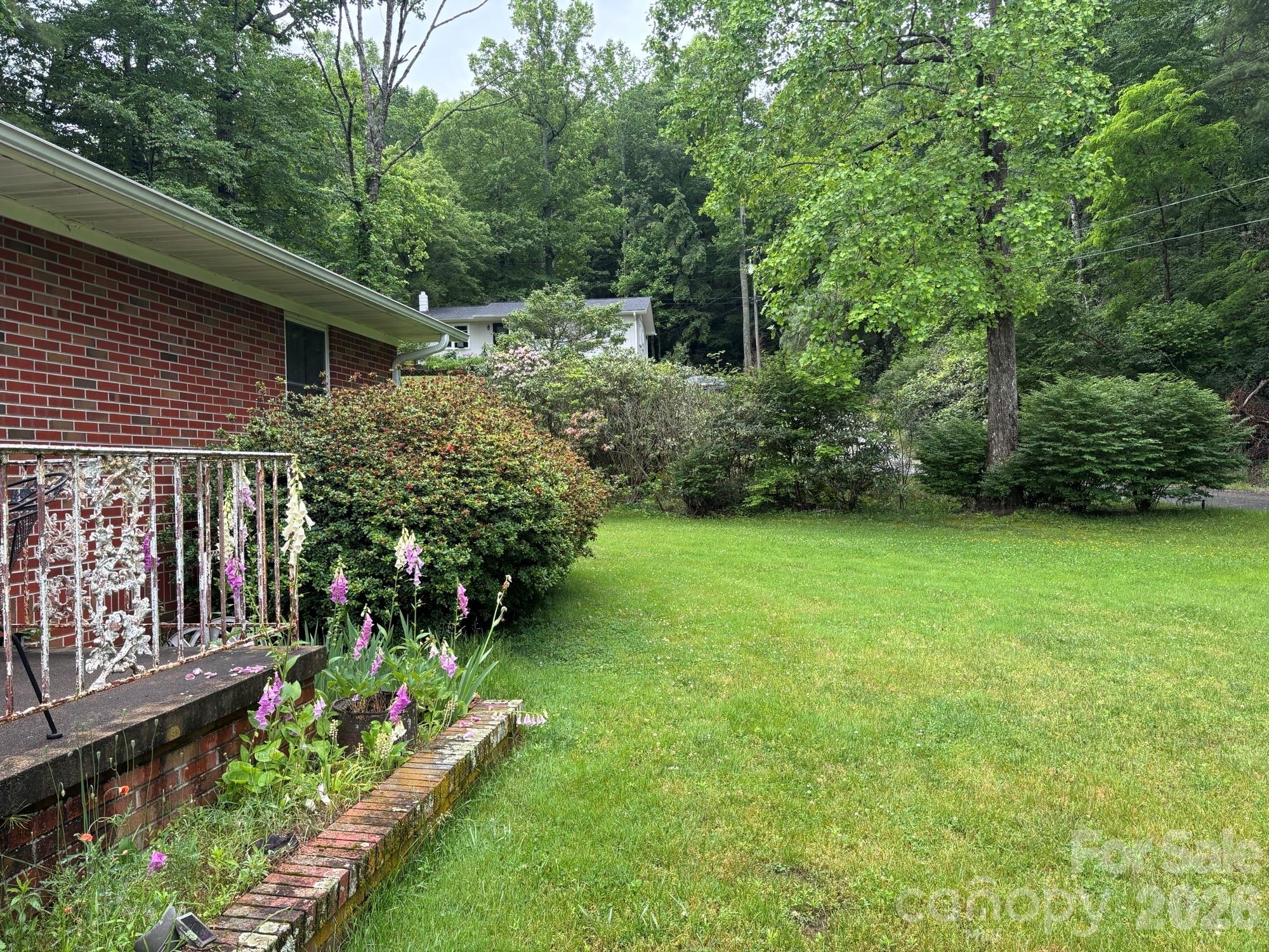609 Valley Road Spruce Pine, NC 28777 - Photo 4 of 8