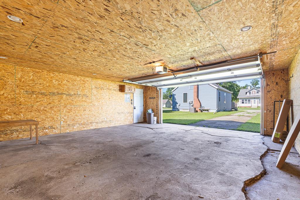 133 4th Street Dawson, MN 56232 - Photo 8 of 38