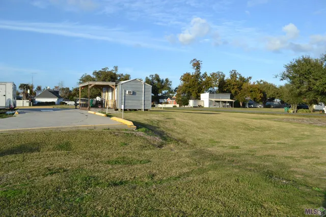 $250,000 | 1838 South Alex Plaisance Boulevard, Golden Meadow, LA 70357