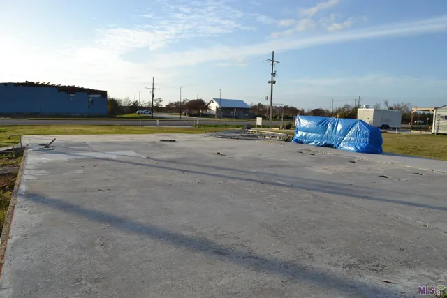 $250,000 | 1838 South Alex Plaisance Boulevard, Golden Meadow, LA 70357