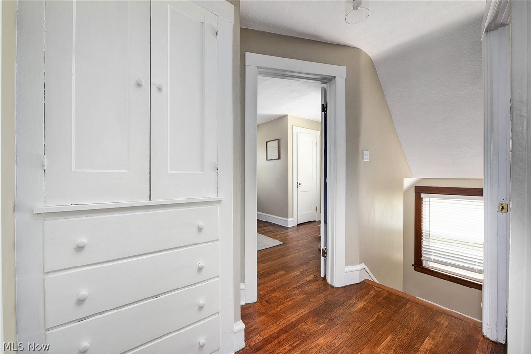 3530 Attica Road Cleveland, OH 44111 - Photo 25 of 47 Built in linen closet