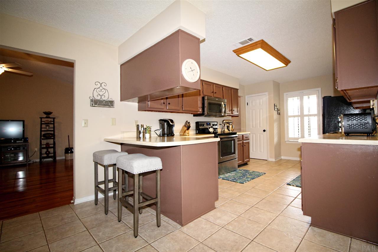 117 San Carlos Road Cantonment, FL 32533 - Photo 11 of 50 Gallery Image 11