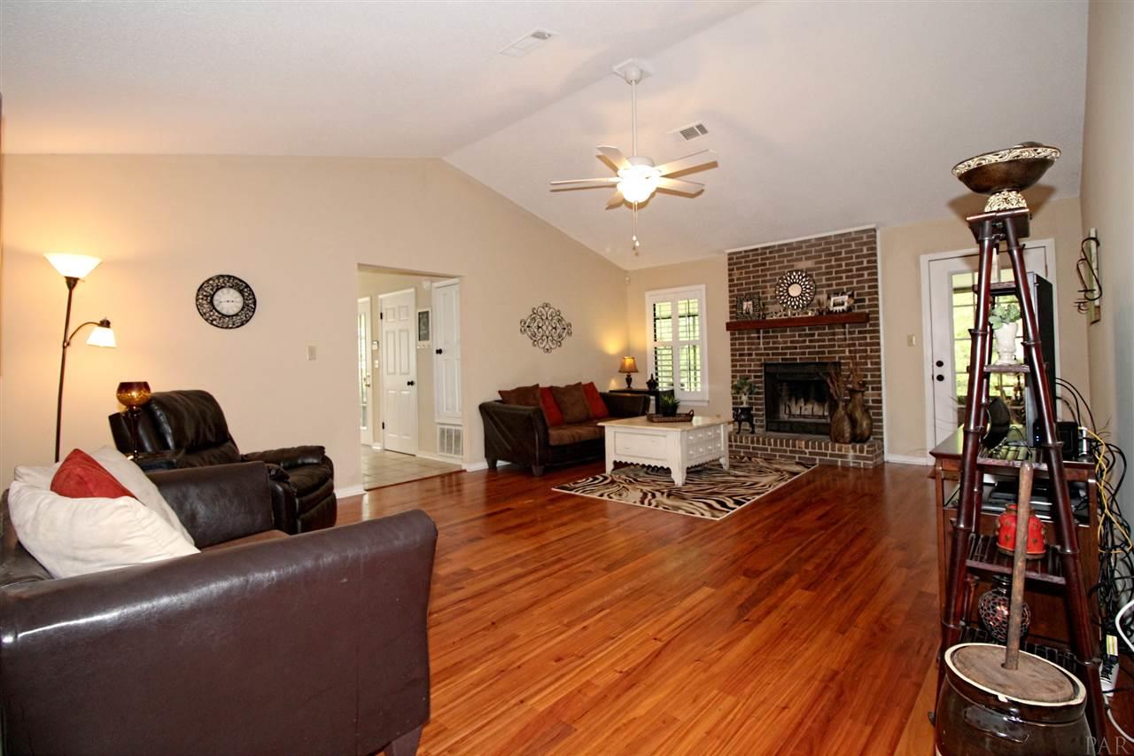 117 San Carlos Road Cantonment, FL 32533 - Photo 19 of 50 Gallery Image 19