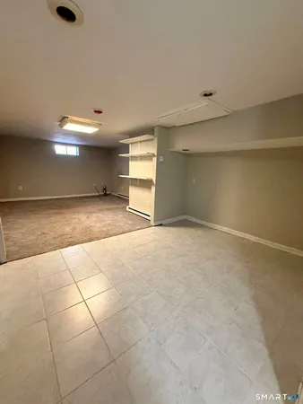 $2,100 | 39 Horton Hill Road, Unit 9B, Naugatuck, CT 06770