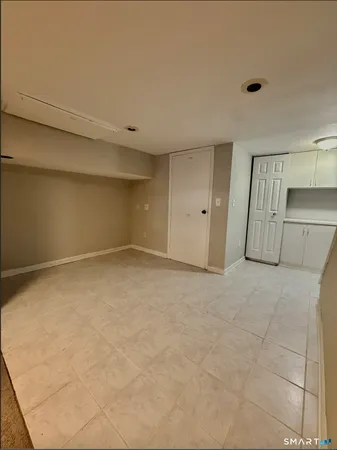 $2,100 | 39 Horton Hill Road, Unit 9B, Naugatuck, CT 06770