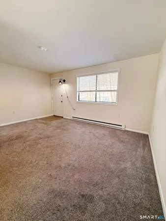 $2,100 | 39 Horton Hill Road, Unit 9B, Naugatuck, CT 06770