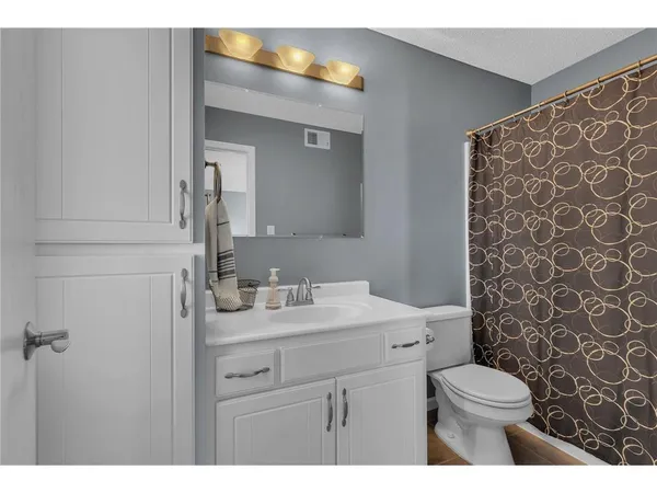 $2,450 | 516 Frankfort Way, Waverly, MN 55390