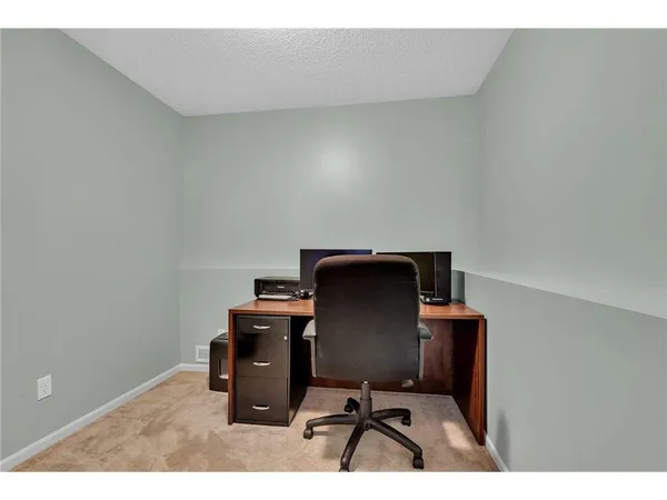$2,450 | 516 Frankfort Way, Waverly, MN 55390