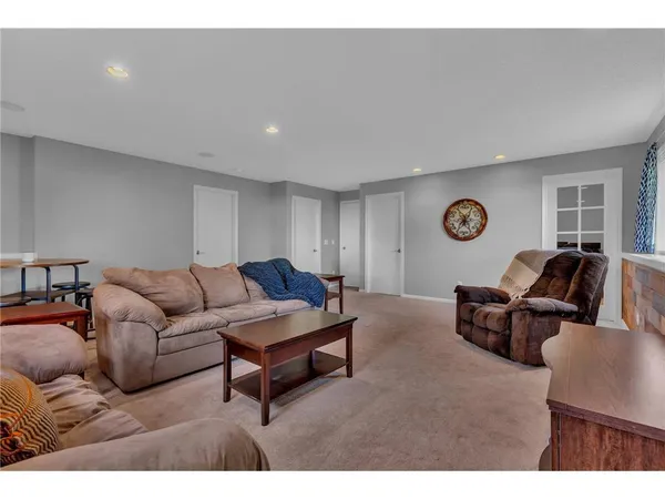 $2,450 | 516 Frankfort Way, Waverly, MN 55390