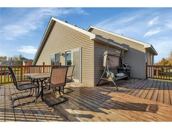 $2,450 | 516 Frankfort Way, Waverly, MN 55390