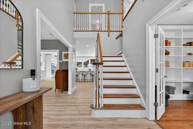 $959,000 | 10 Kimberly Street, Colonie, NY 12205