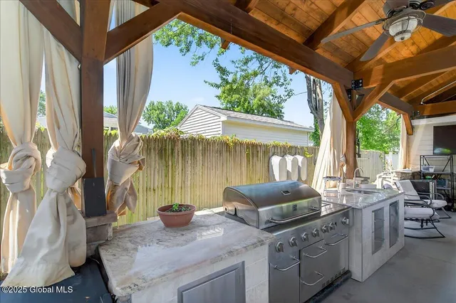 $959,000 | 10 Kimberly Street, Colonie, NY 12205