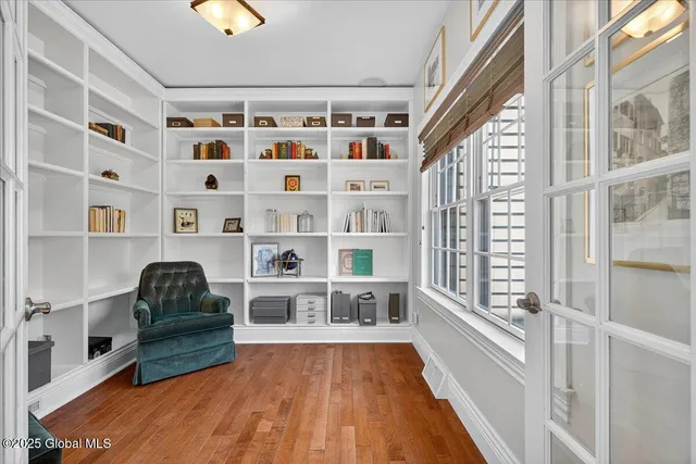 $959,000 | 10 Kimberly Street, Colonie, NY 12205