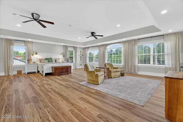 $959,000 | 10 Kimberly Street, Colonie, NY 12205