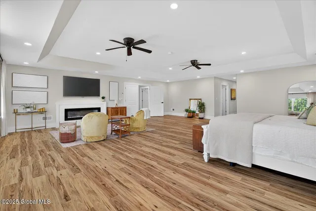 $959,000 | 10 Kimberly Street, Colonie, NY 12205