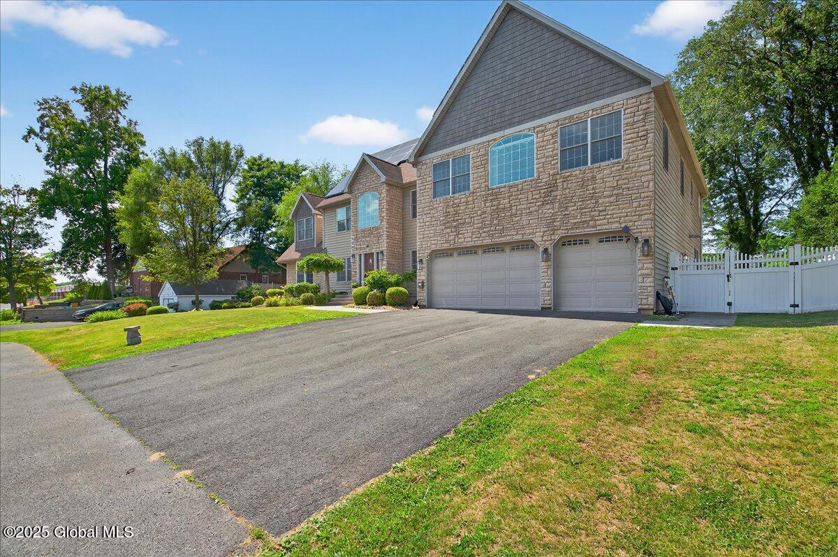 10 Kimberly Street Colonie, NY 12205 - Photo 88 of 103 038-10 KIMBERLY_-21