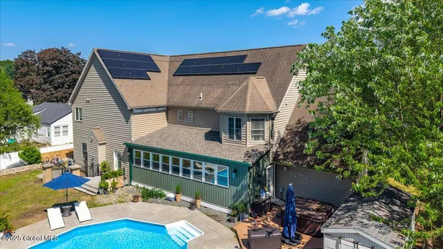 $959,000 | 10 Kimberly Street, Colonie, NY 12205