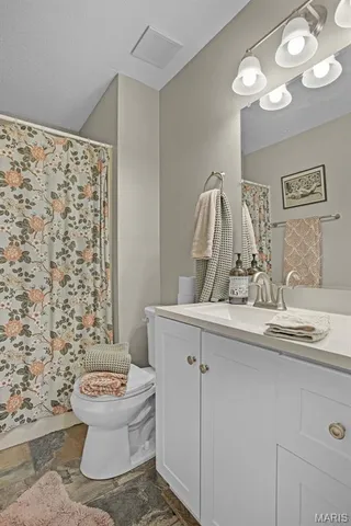 $475,000 | 709-711 Slippery Rock Drive, Edwardsville, IL 62025