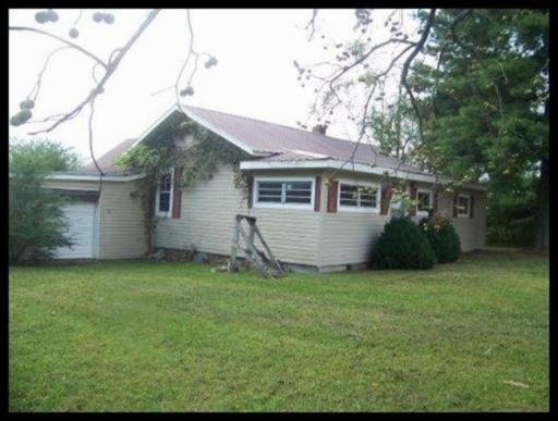 1955 Roslin Road Jamestown, TN 38556 - Photo 1 of 4 Primary Photo