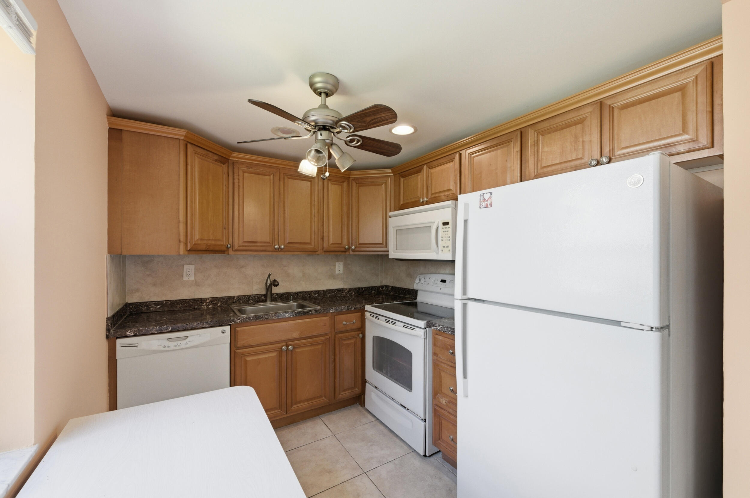 729 Normandy P Delray Beach Delray Beach, FL 33484 - Photo 11 of 36 11__dsc0659