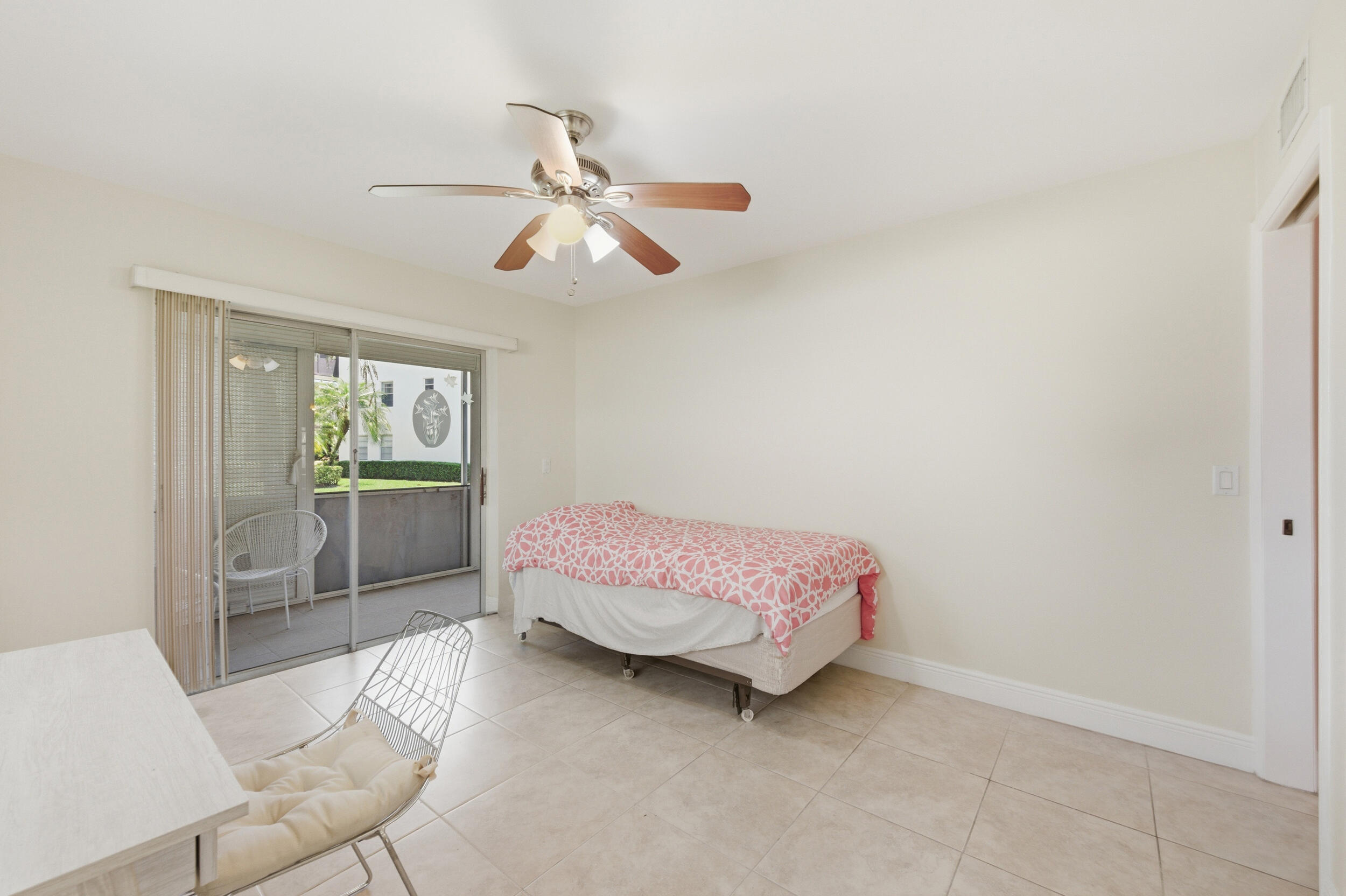 729 Normandy P Delray Beach Delray Beach, FL 33484 - Photo 14 of 36 14__dsc0679