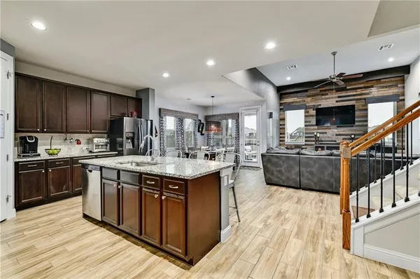 $2,600 | 6825 Leonardo Drive, Round Rock, TX 78665