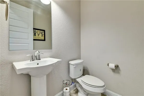 $2,600 | 6825 Leonardo Drive, Round Rock, TX 78665