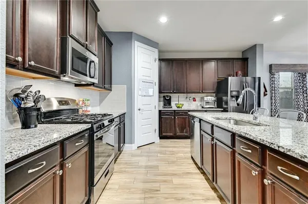 $2,600 | 6825 Leonardo Drive, Round Rock, TX 78665