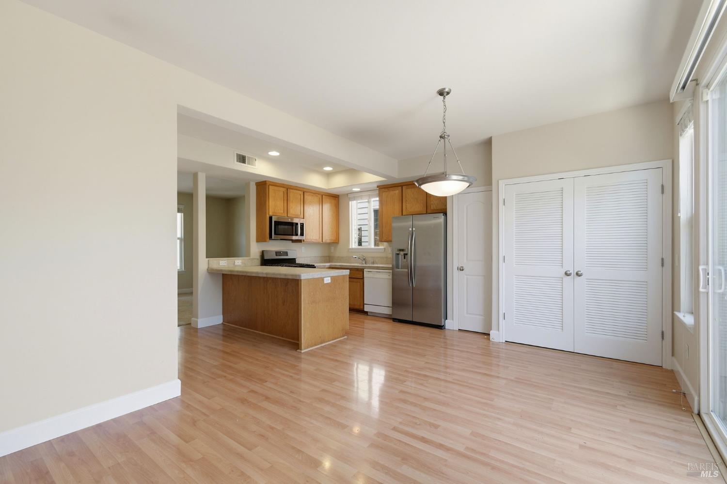 746 Fresno Avenue Santa Rosa, CA 95407 - Photo 16 of 38