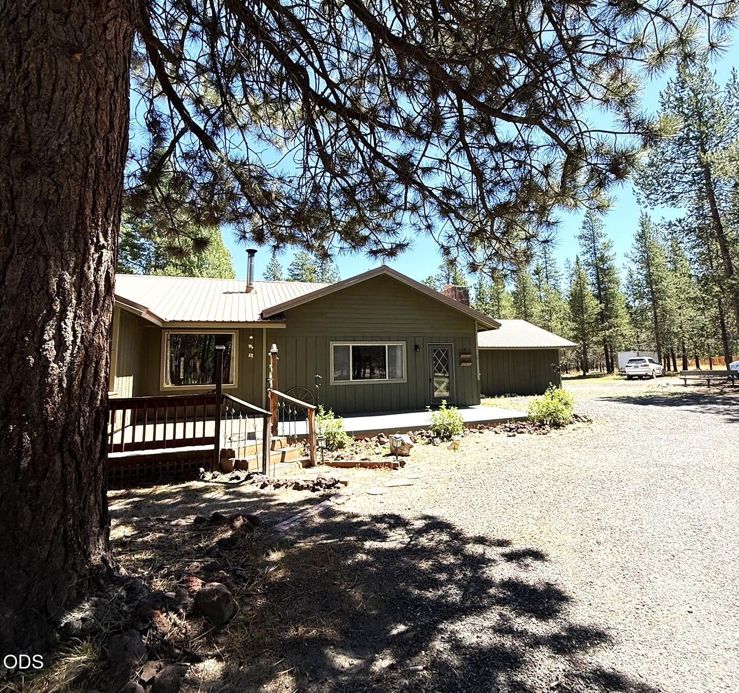 51250 Parker Road La Pine, OR 97739 - Photo 4 of 45
