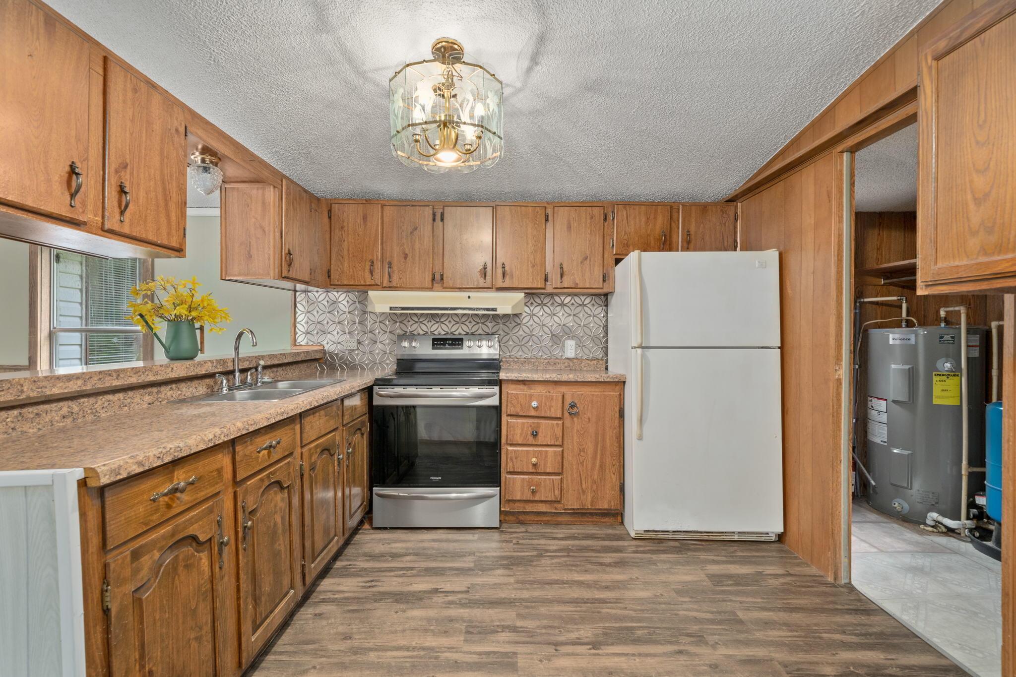 14268 Old McArthur Road Logan, OH 43138 - Photo 9 of 62 10-web-or-mls-DSC08619