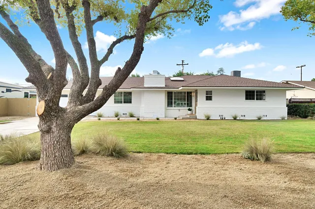 $645,000 | 5565 North Winchester Avenue, Fresno, CA 93704
