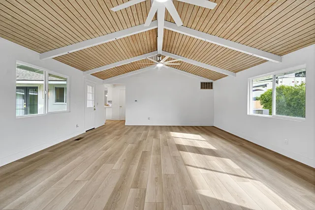 $645,000 | 5565 North Winchester Avenue, Fresno, CA 93704