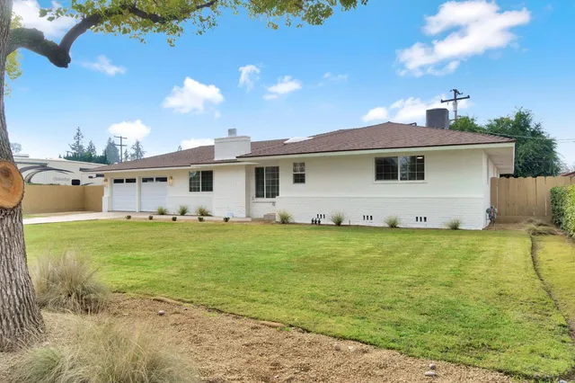 $645,000 | 5565 North Winchester Avenue, Fresno, CA 93704
