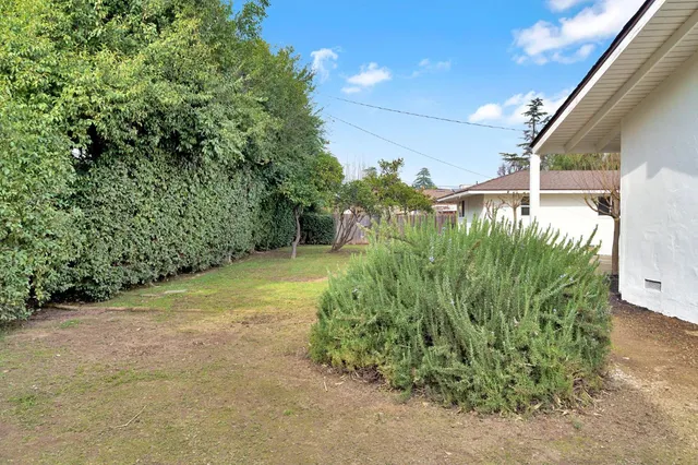 $645,000 | 5565 North Winchester Avenue, Fresno, CA 93704