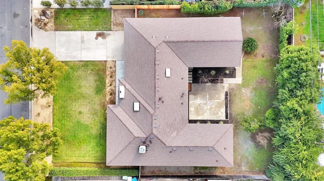 $645,000 | 5565 North Winchester Avenue, Fresno, CA 93704