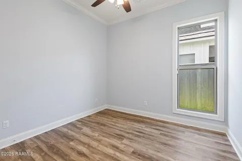 $295,000 | 109 Oak Village Drive, Scott, LA 70583
