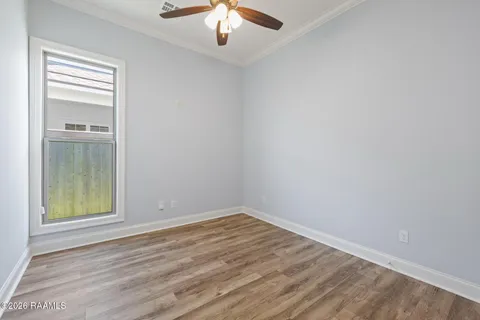 $295,000 | 109 Oak Village Drive, Scott, LA 70583