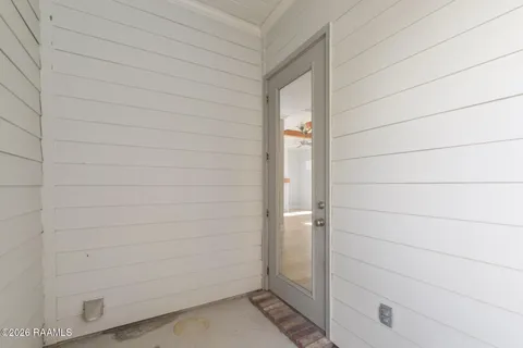 $295,000 | 109 Oak Village Drive, Scott, LA 70583