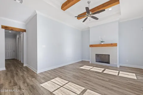 $295,000 | 109 Oak Village Drive, Scott, LA 70583