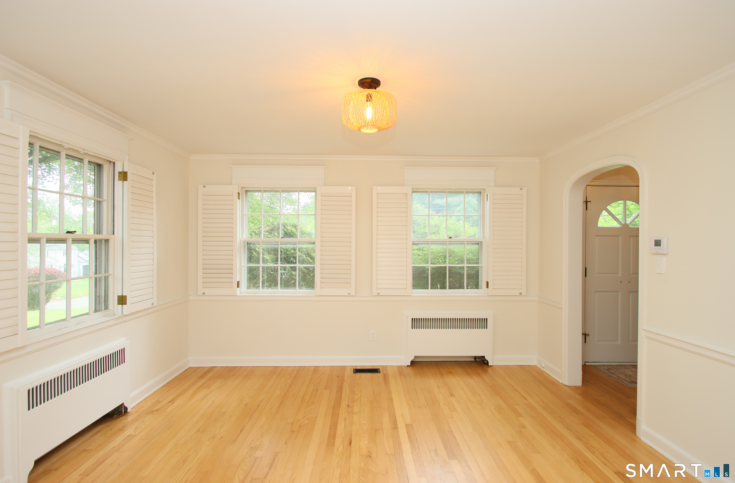 23 Norway Road North Haven, CT 06473 - Photo 11 of 32 a view of an empty room with a window